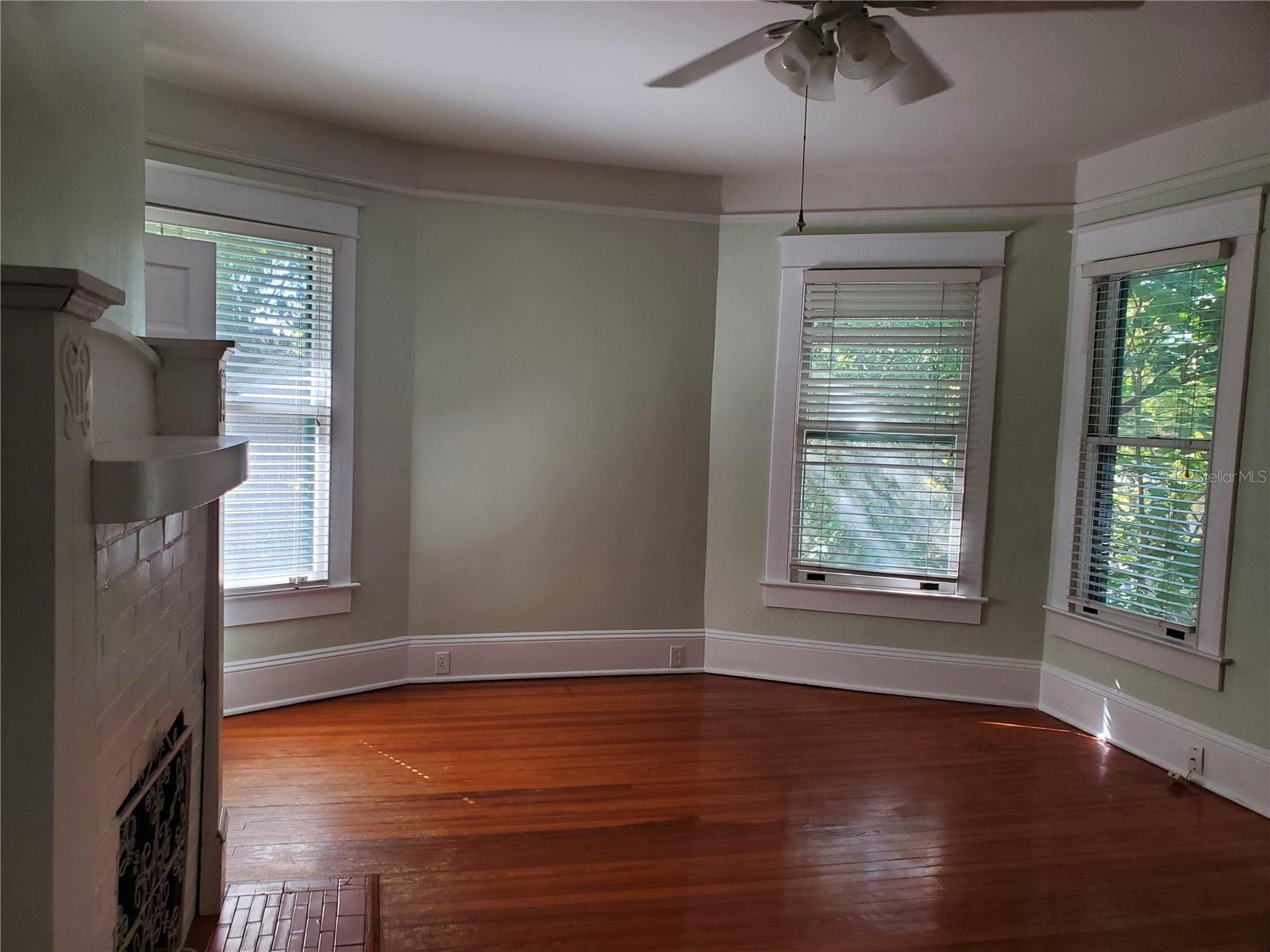 DUCKPOND - Residential