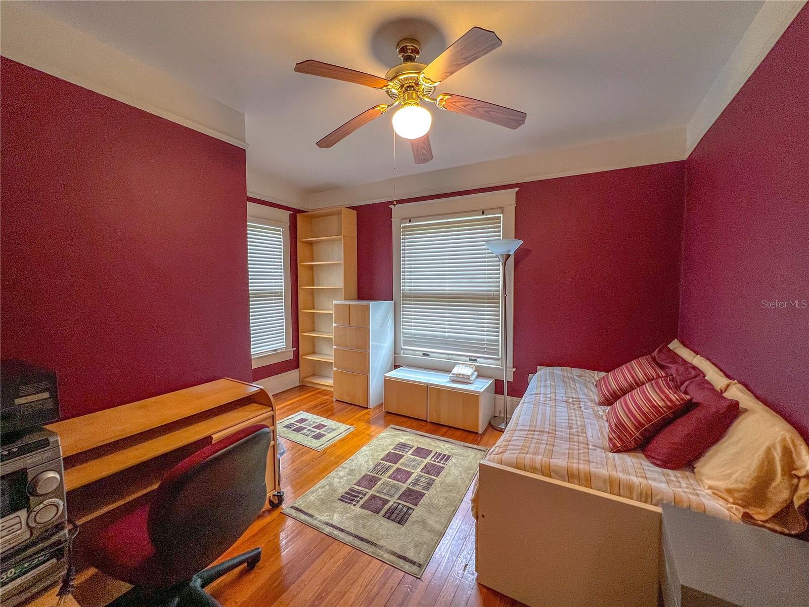 DUCKPOND - Residential