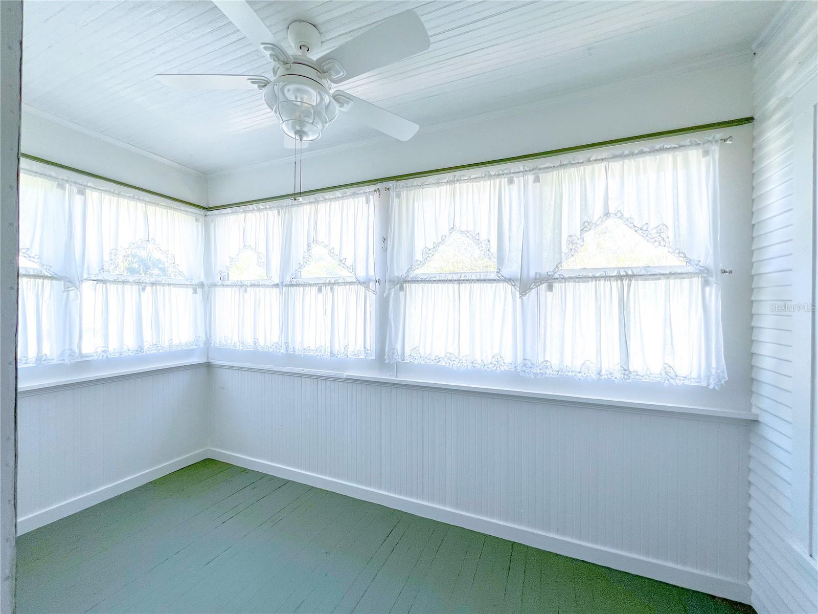 DUCKPOND - Residential