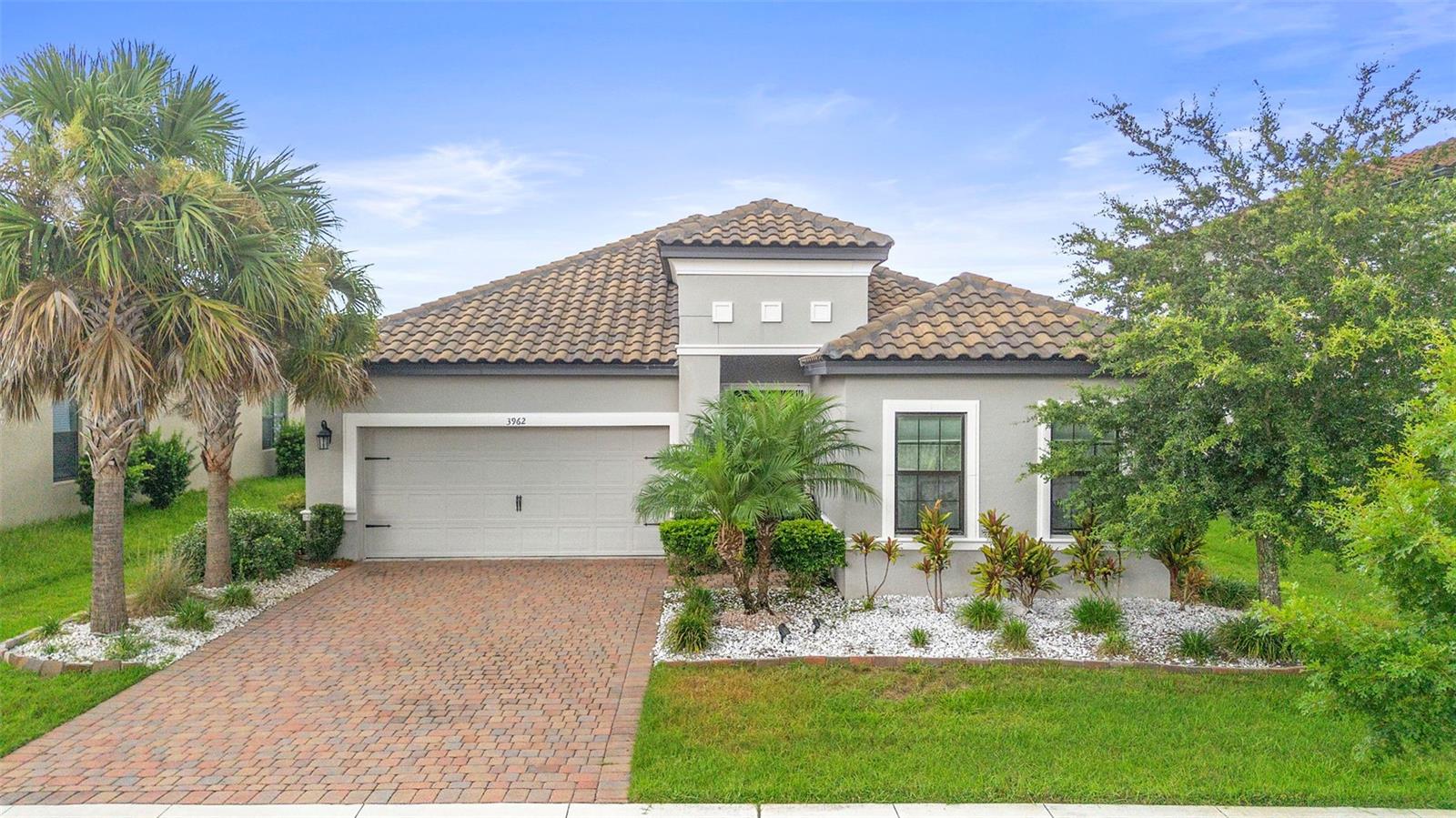 3962 CARRICK BEND DRIVE
