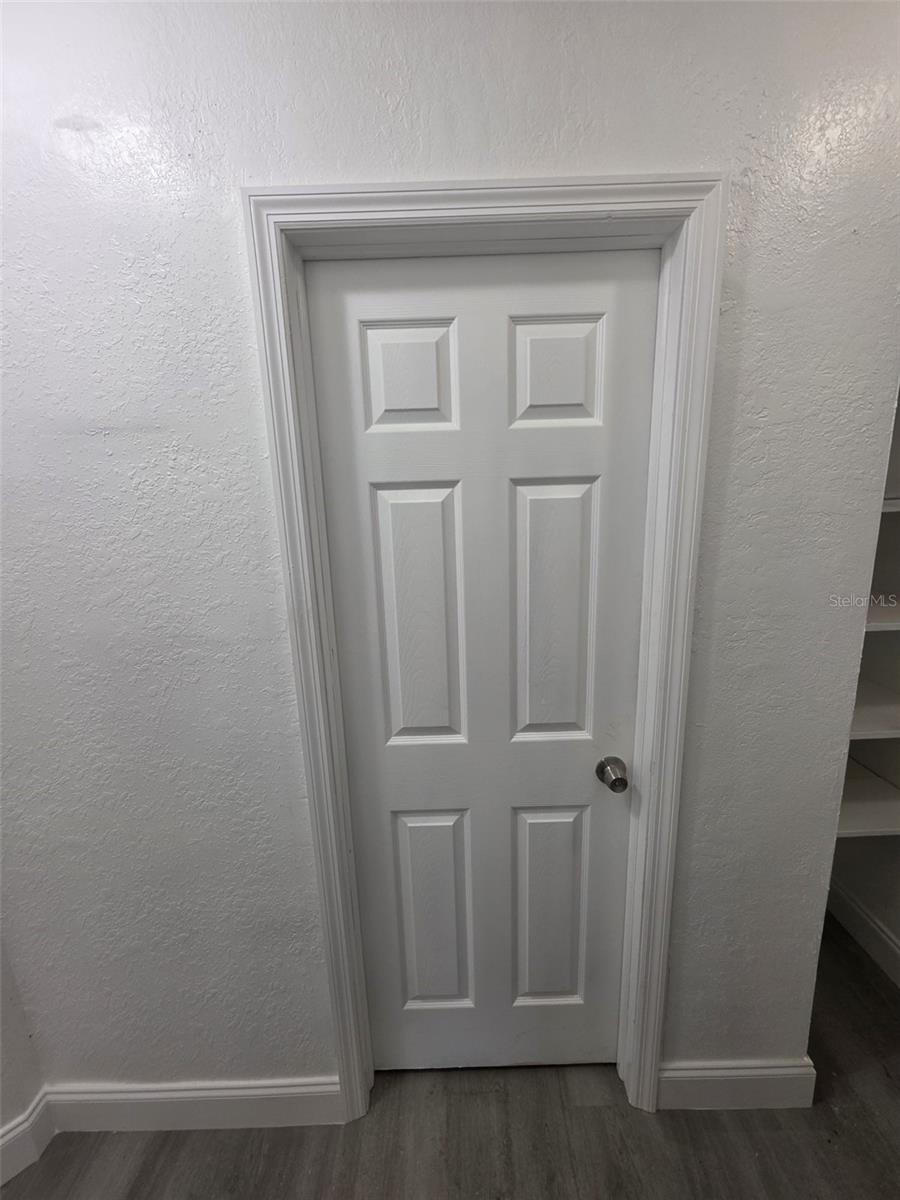 CITRUS SPGS UNIT 02 - Residential Lease