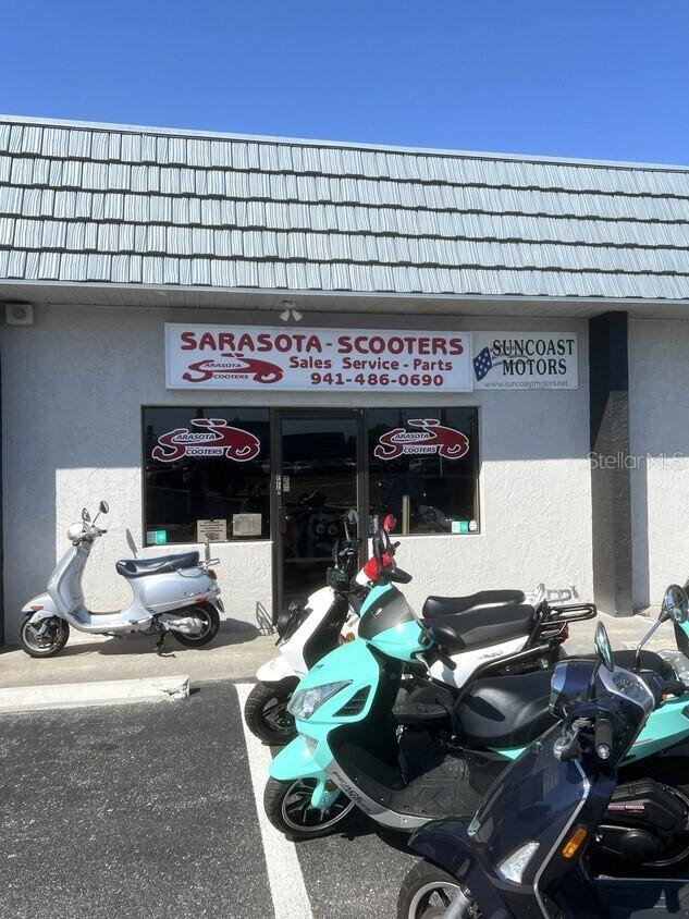 SOUTHLAND PLAZA - Commercial Lease