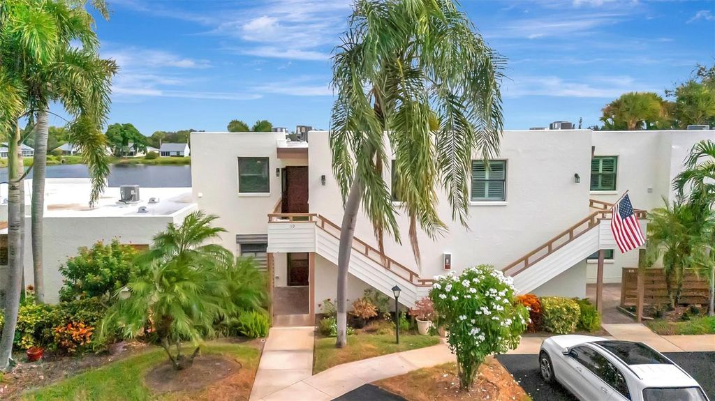 Photo of 119 Tidewater Drive, Bradenton, FL 34210 (MLS # A4668360)