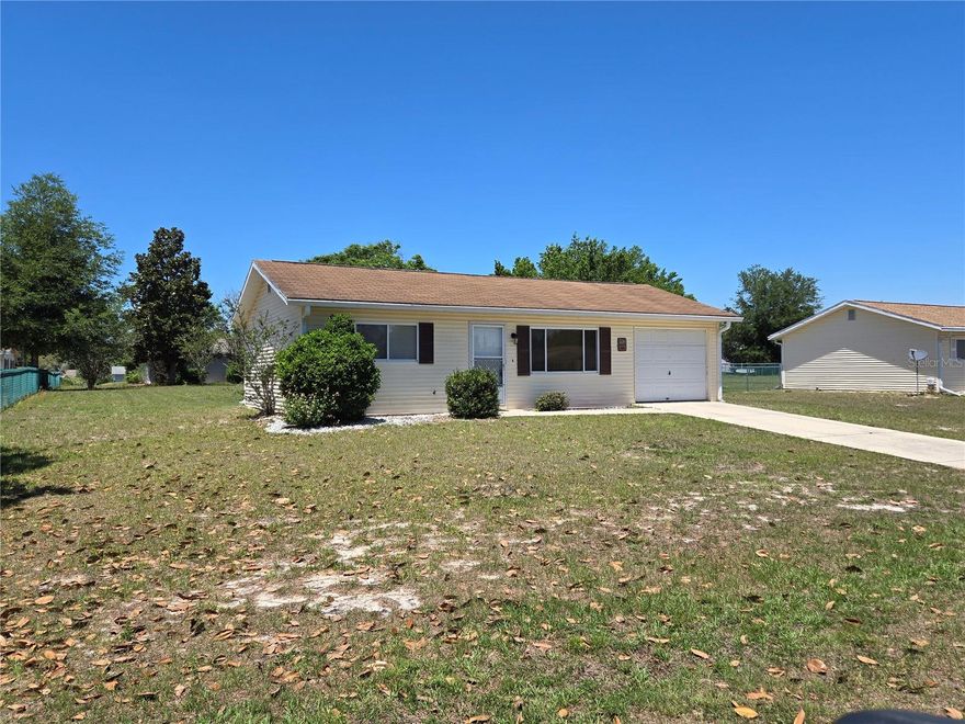 Cute & affordable 2/1 in 55+ Palm Cay Community, large Kitchen & Living room. nice screen room to enjoy the Florida weather