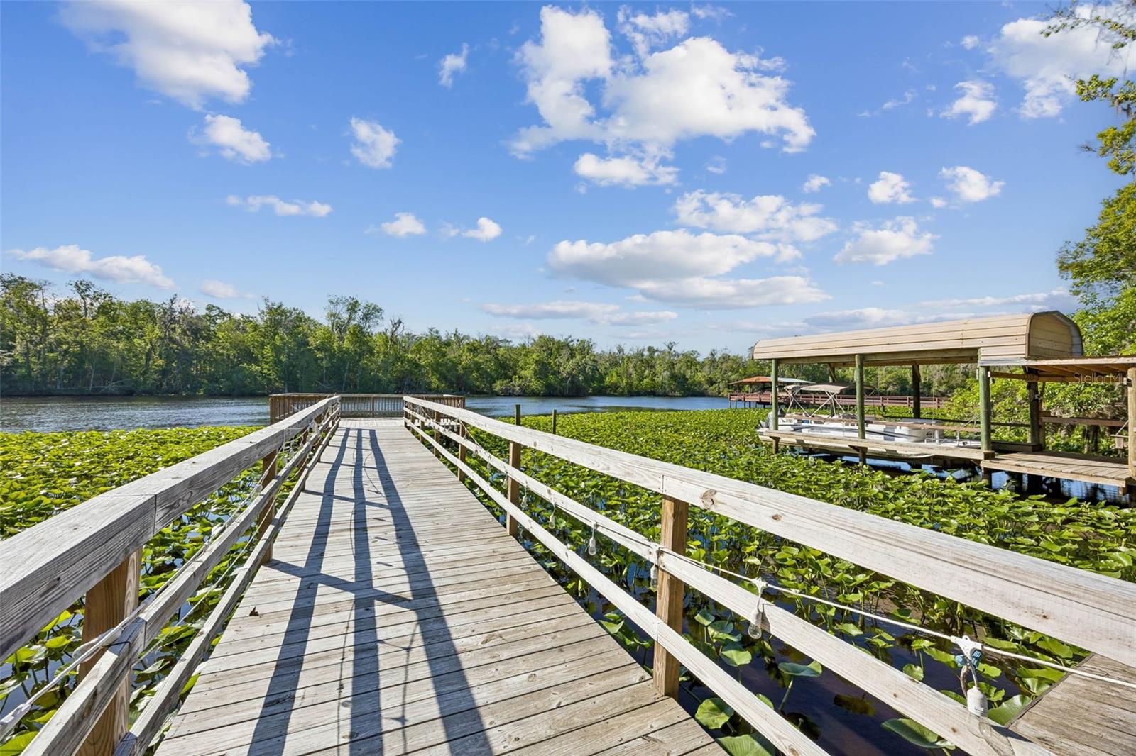 ST JOHNS RIVERSIDE ESTATES - Residential