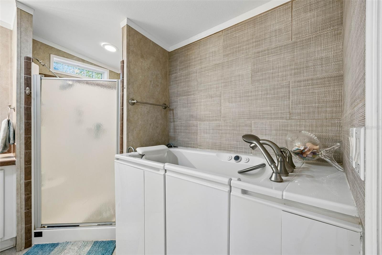 ST JOHNS RIVERSIDE ESTATES - Residential