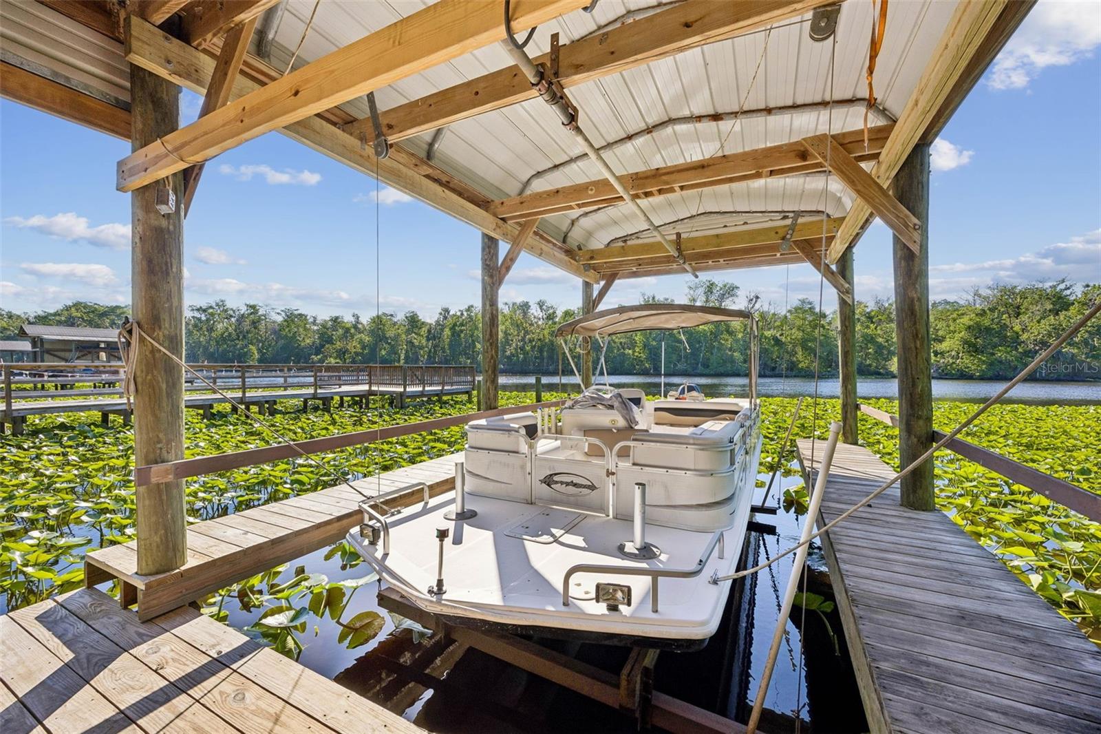 ST JOHNS RIVERSIDE ESTATES - Residential