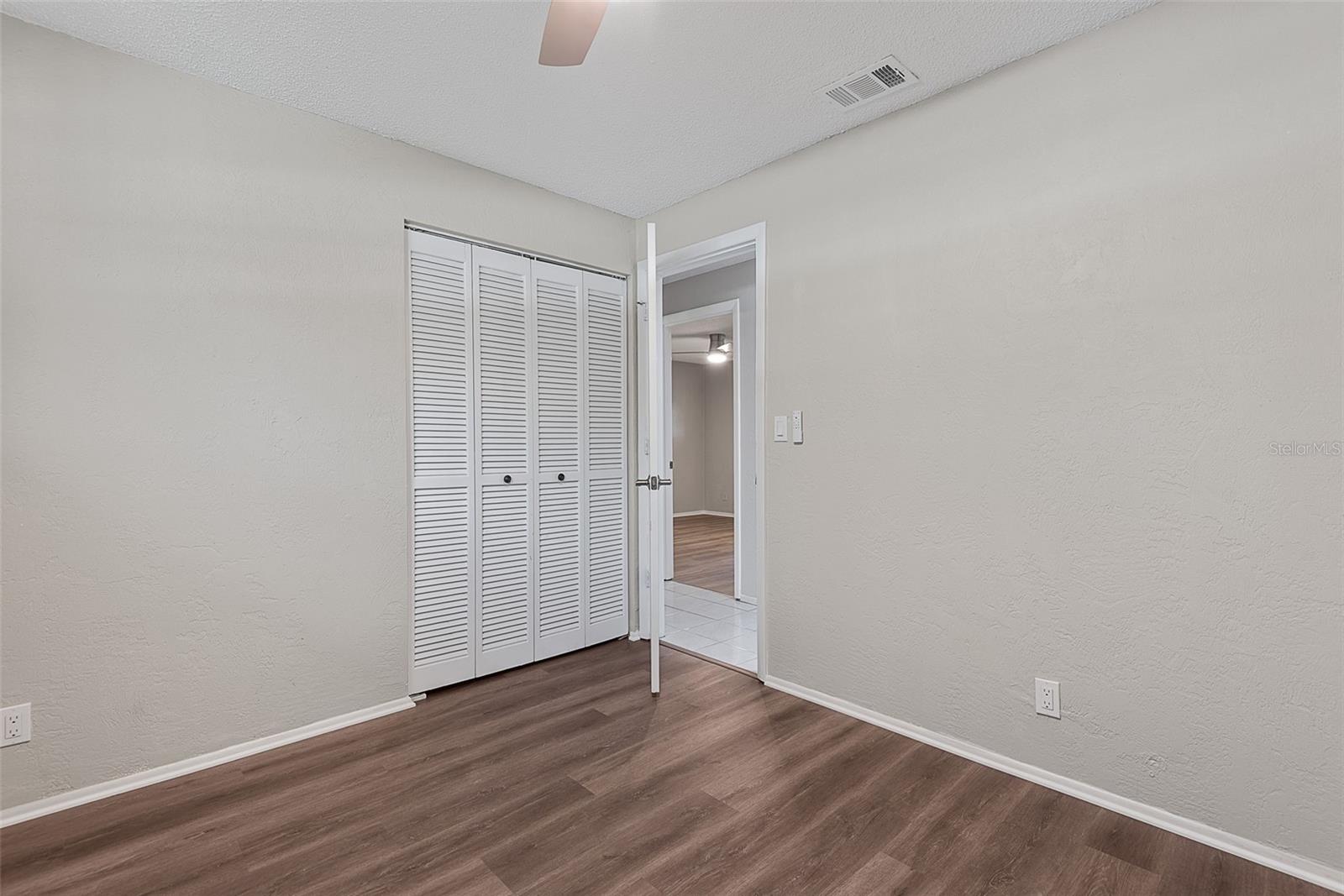 CAMBRIDGE UNIT 01 - Residential