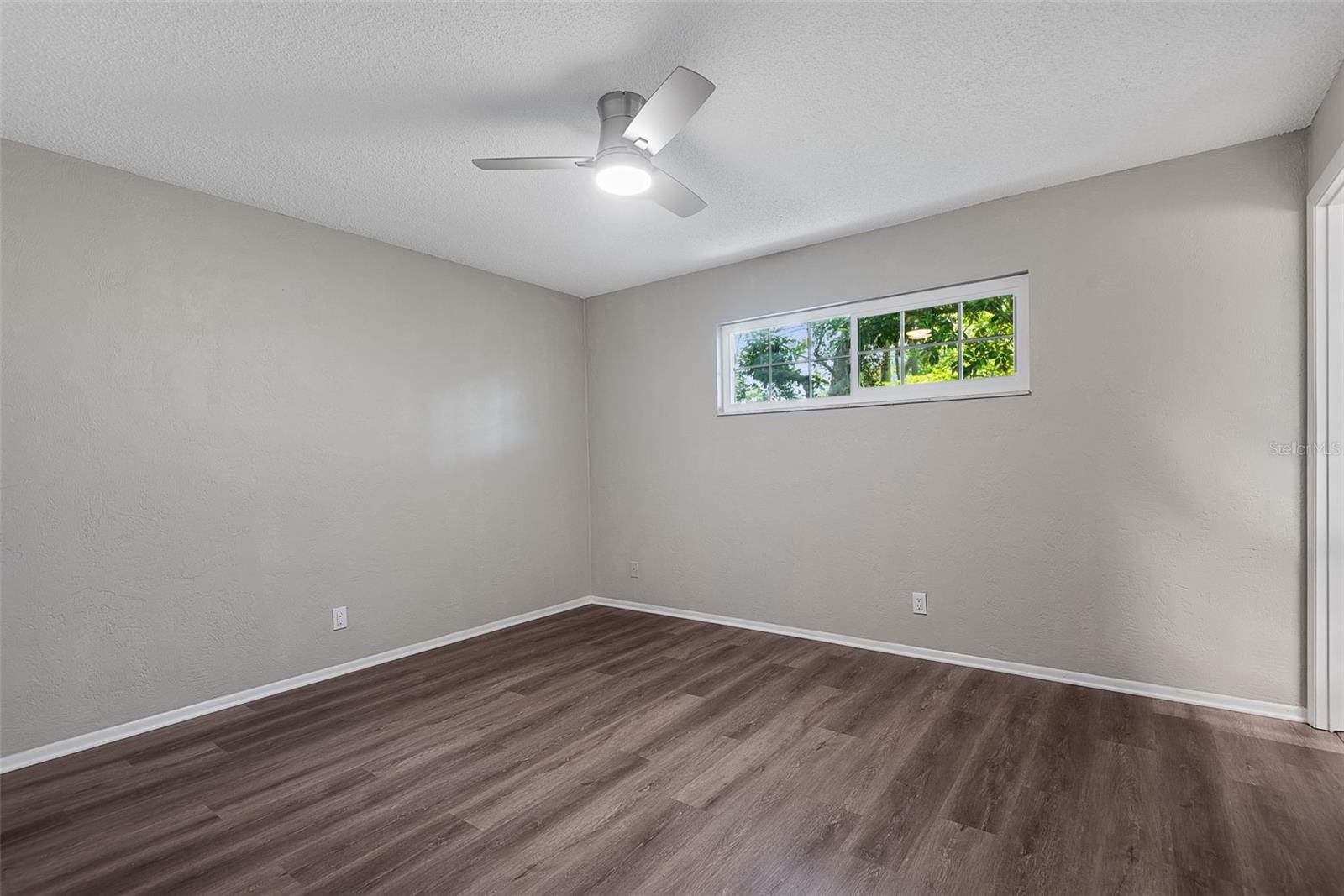 CAMBRIDGE UNIT 01 - Residential