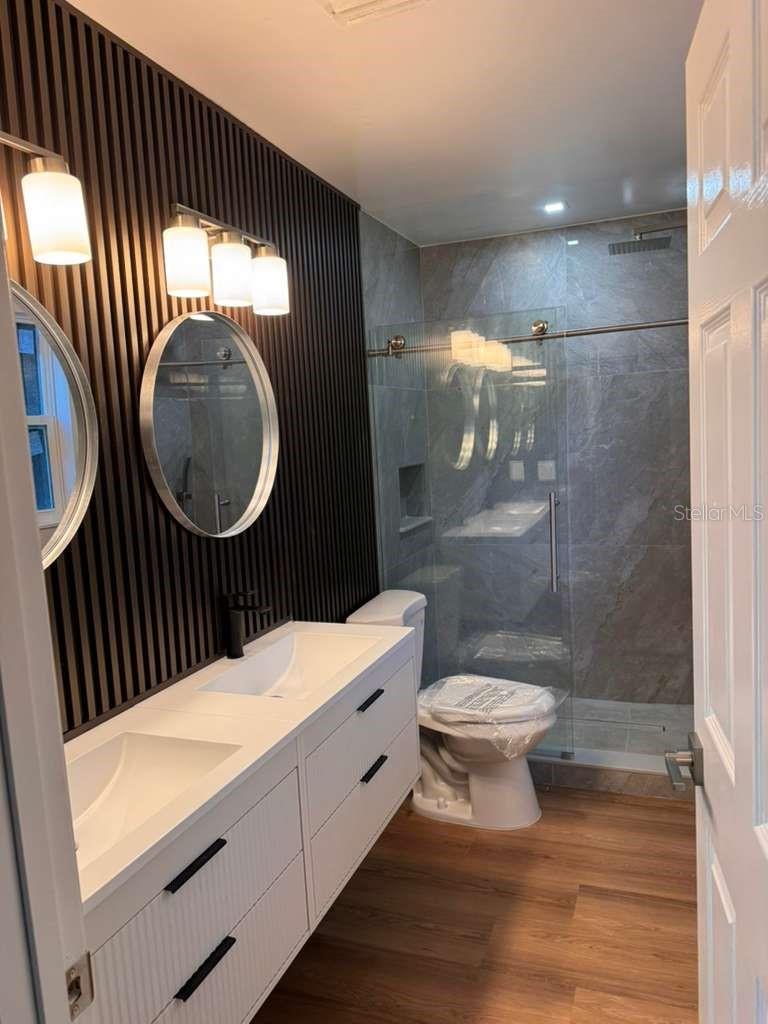 AVONDALE - Residential