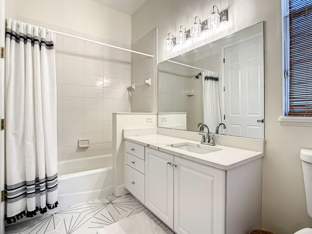 LIONSPAW TR E - Residential