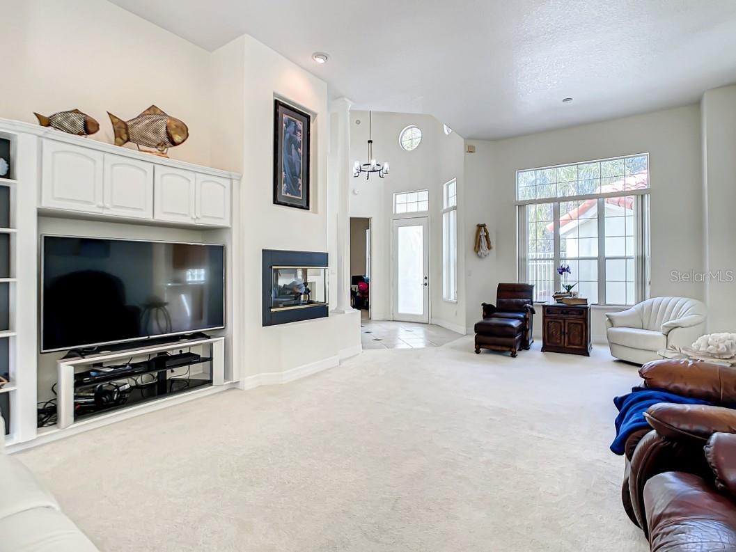 LIONSPAW TR E - Residential