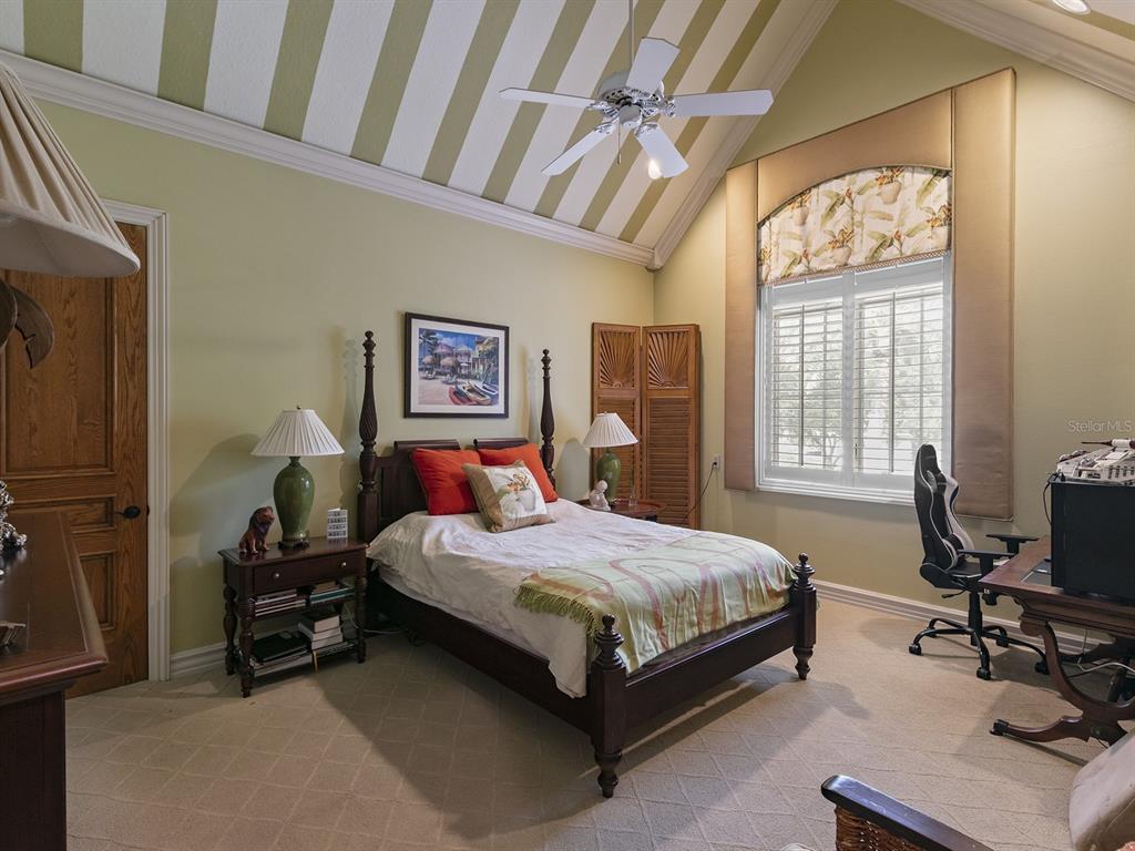 KEENES POINTE UNIT 2 - Residential