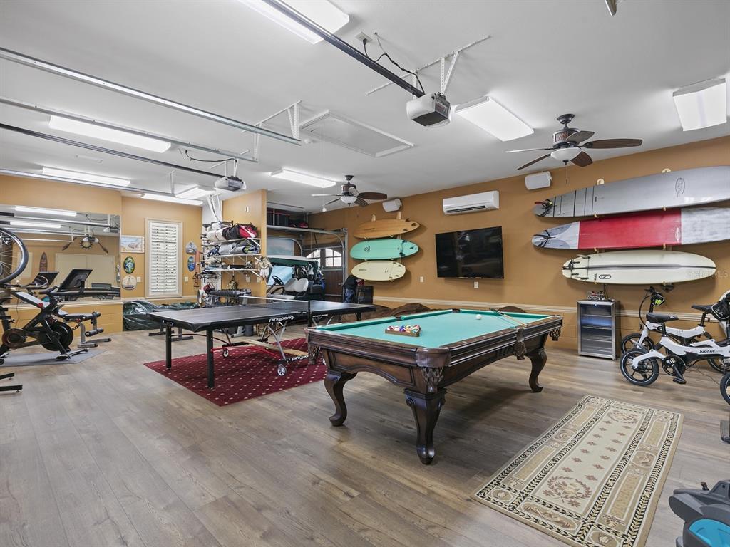 KEENES POINTE UNIT 2 - Residential