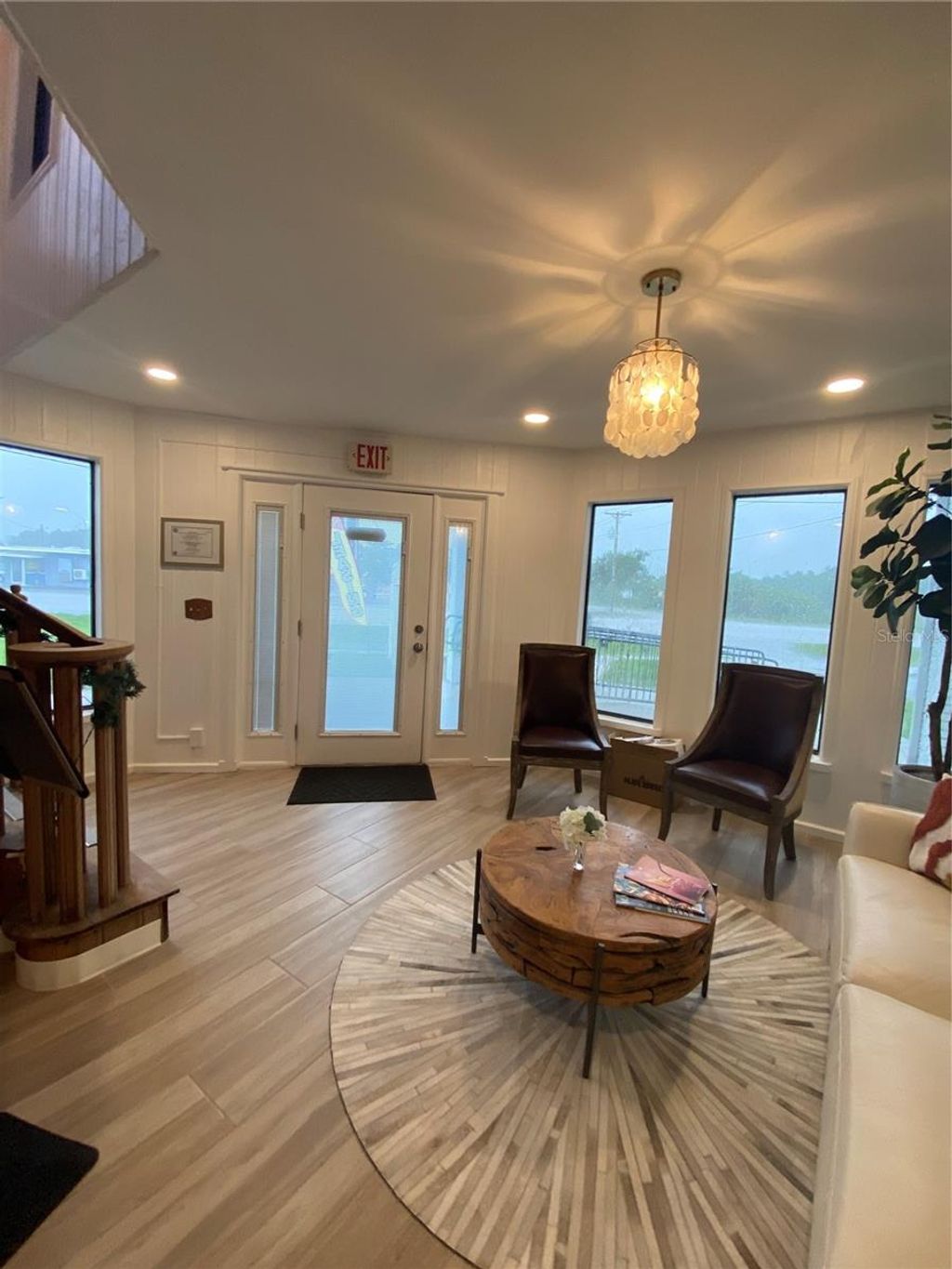 Photo of 25 W College Avenue, Ruskin, FL 33570 (MLS # TB8399540)