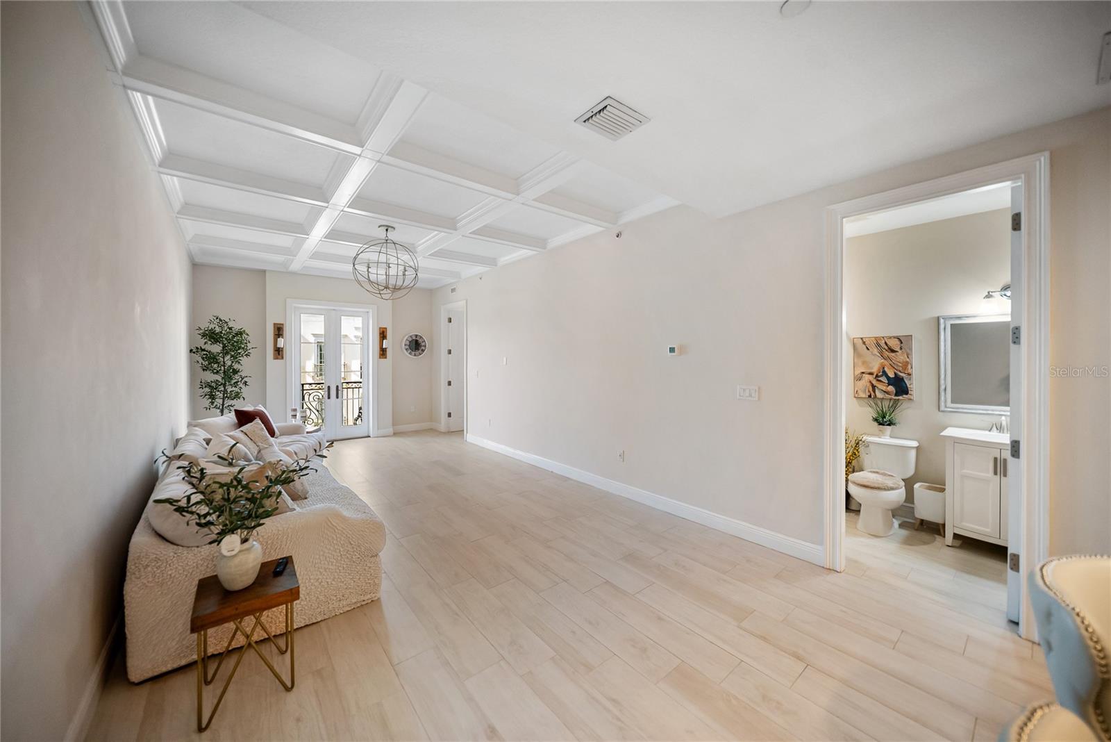 COURTYARD AT CITRUS - Residential