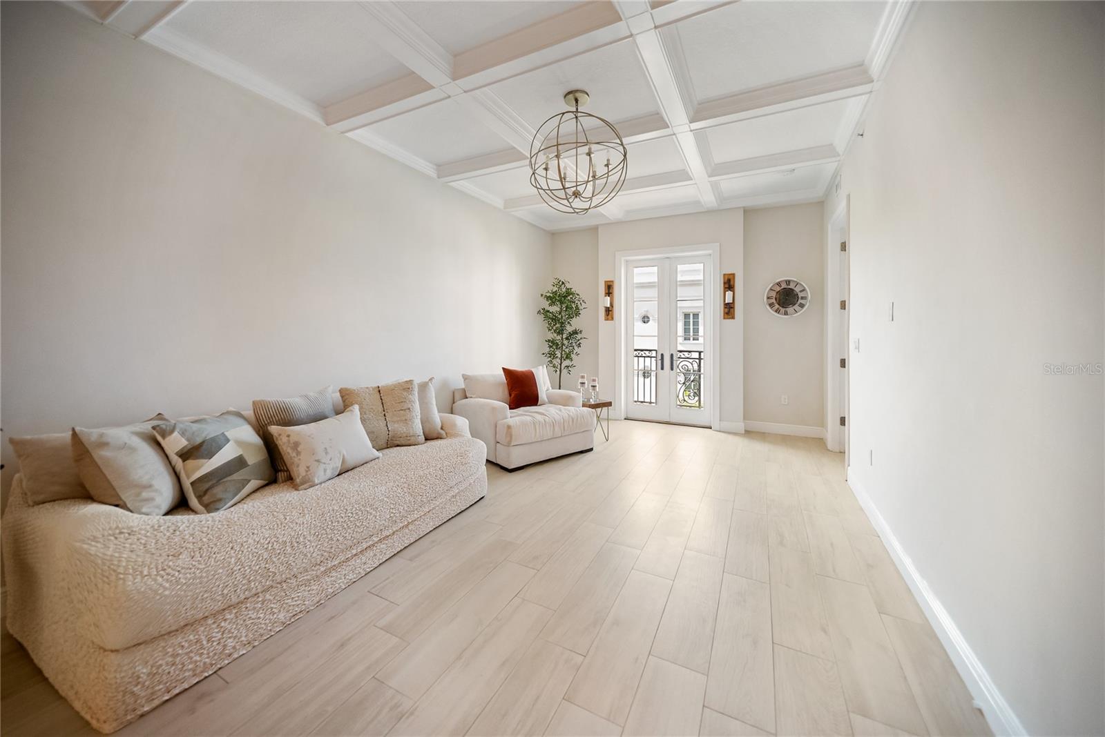 COURTYARD AT CITRUS - Residential