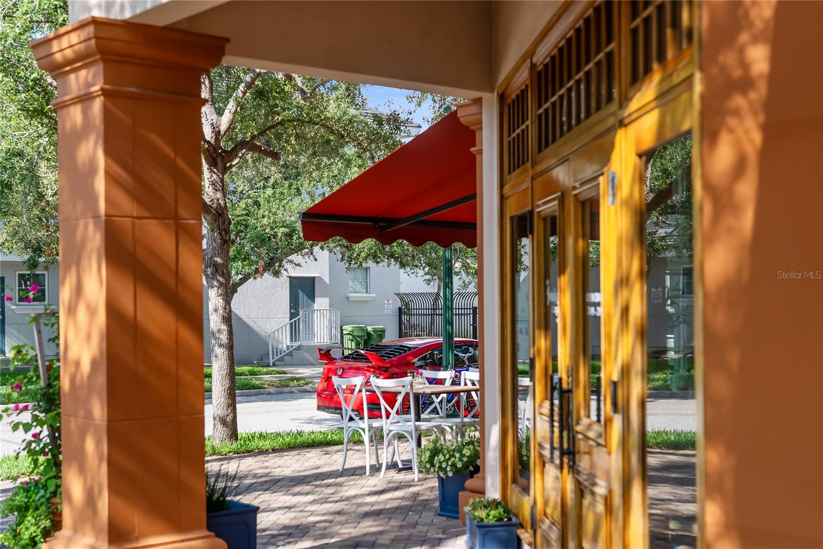 COURTYARD AT CITRUS - Residential
