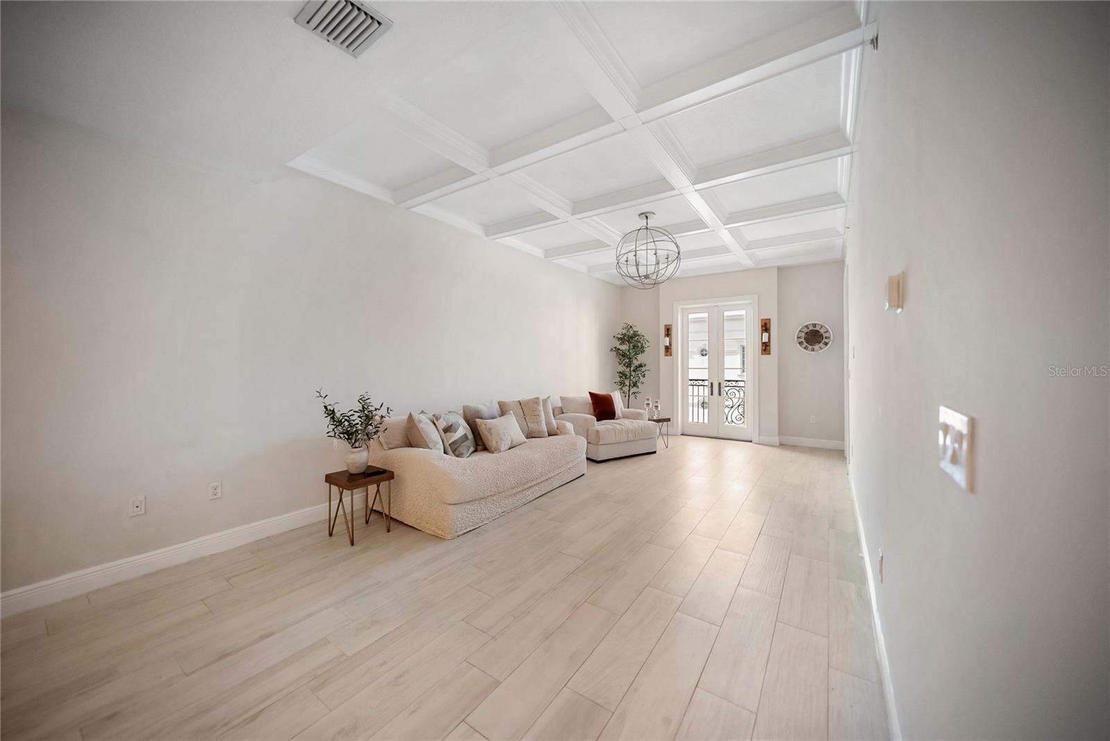 COURTYARD AT CITRUS - Residential