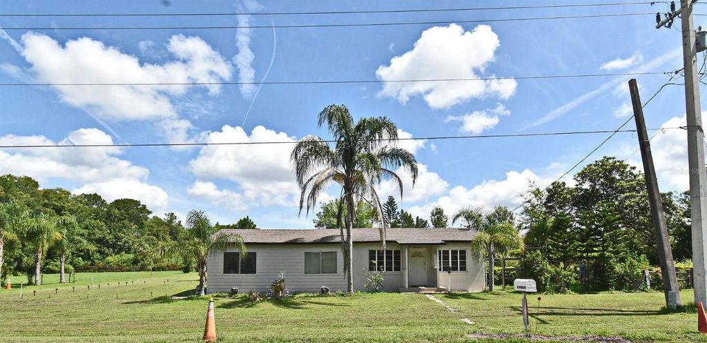 Photo of 1390 E Airport Boulevard, Sanford, FL 32773 (MLS # O6373320)