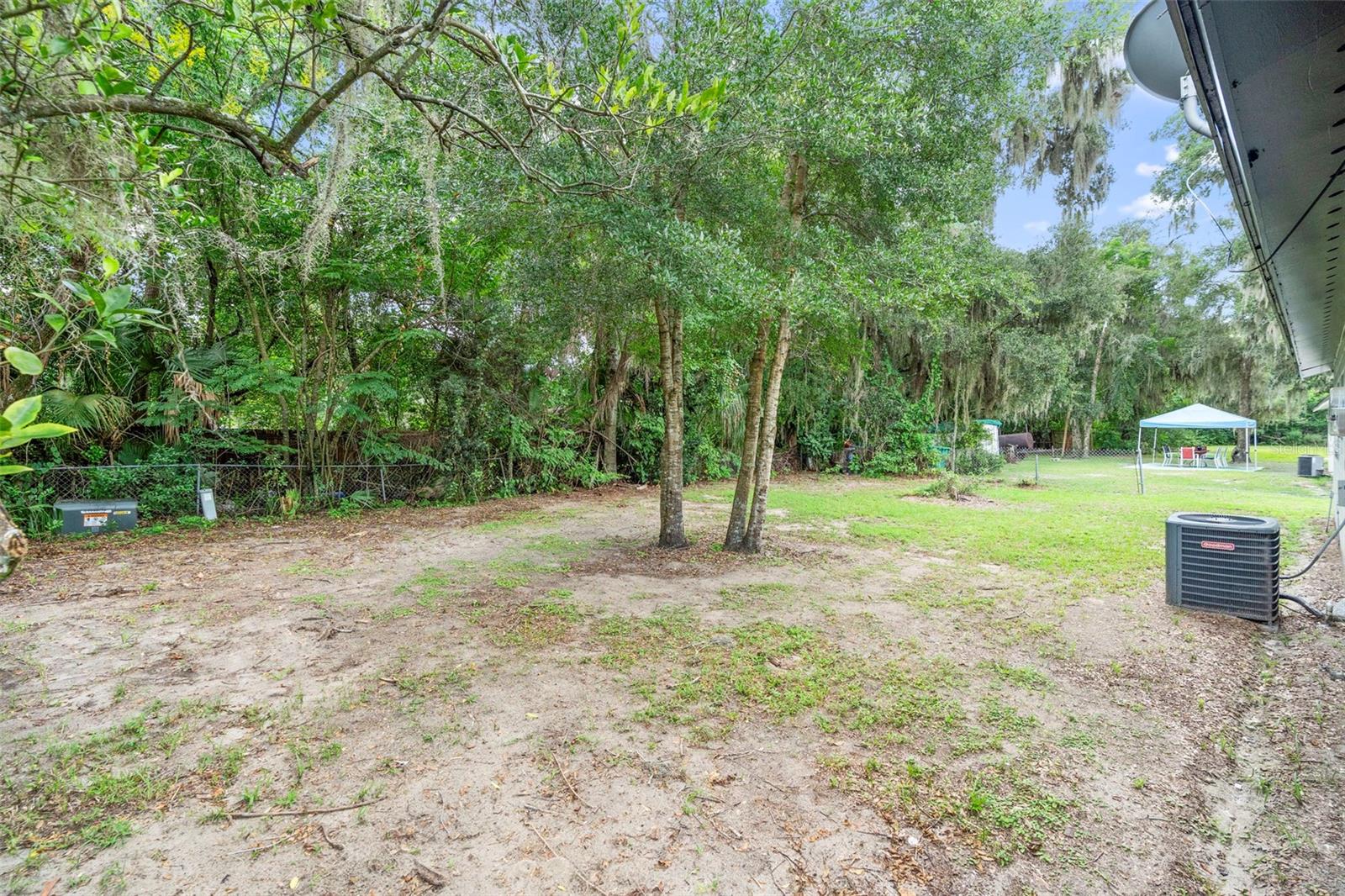 CANDLELIGHT OAKS - Residential
