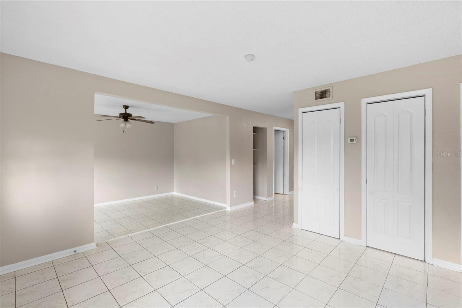 CANDLELIGHT OAKS - Residential
