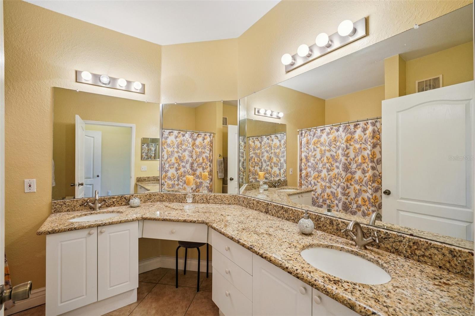 GRAND VENEZIA AT BAYWATCH CONDO - Residential