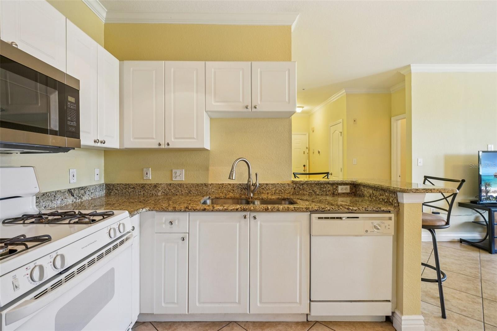 GRAND VENEZIA AT BAYWATCH CONDO - Residential