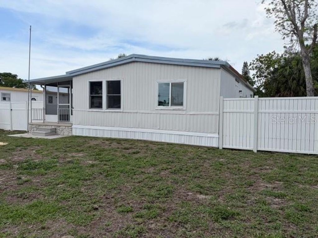 Photo of 6029 136th Terrace N, Clearwater, FL 33760 (MLS # TB8494644)