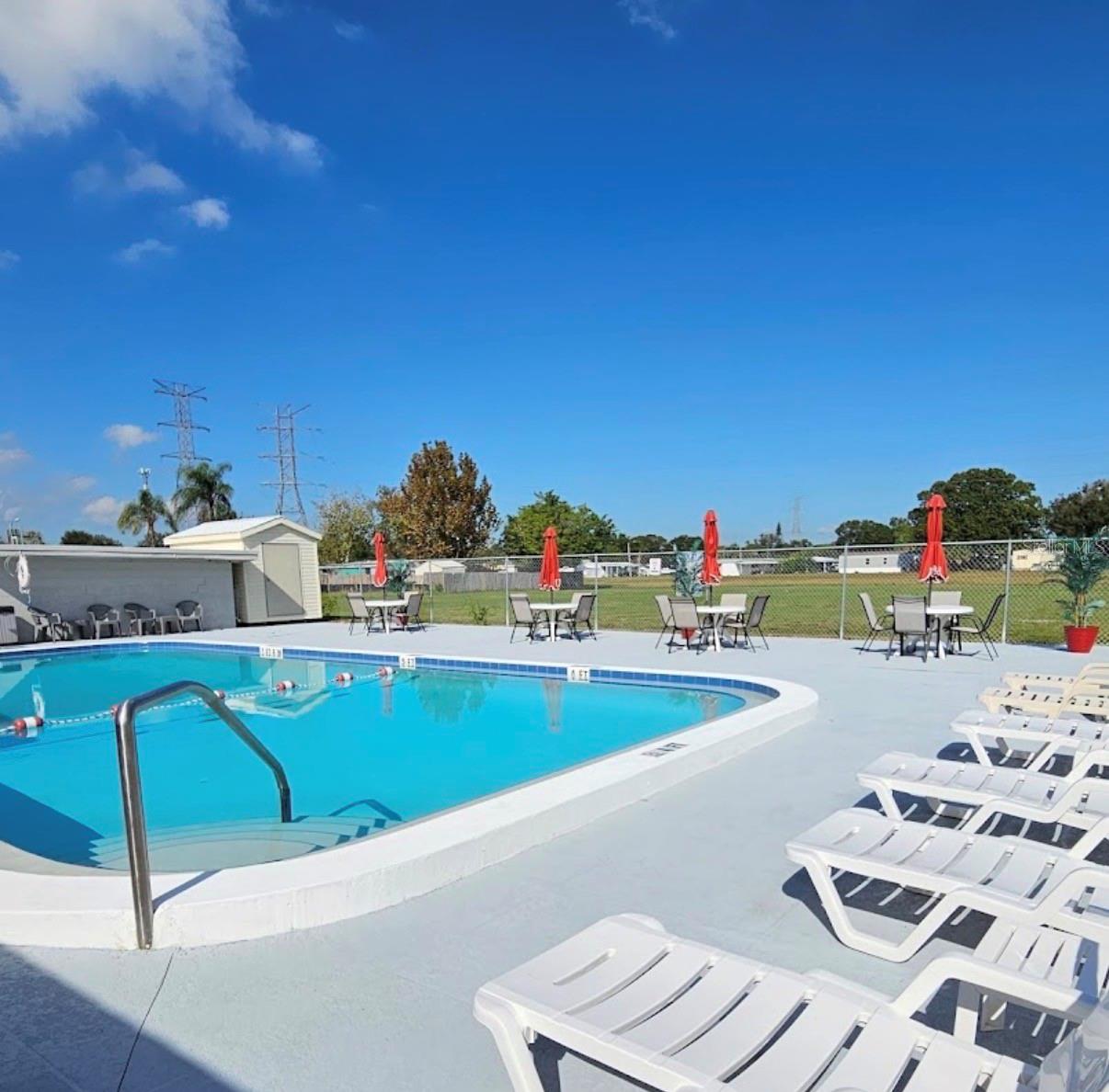 PLEASURE WORLD PARK - Residential