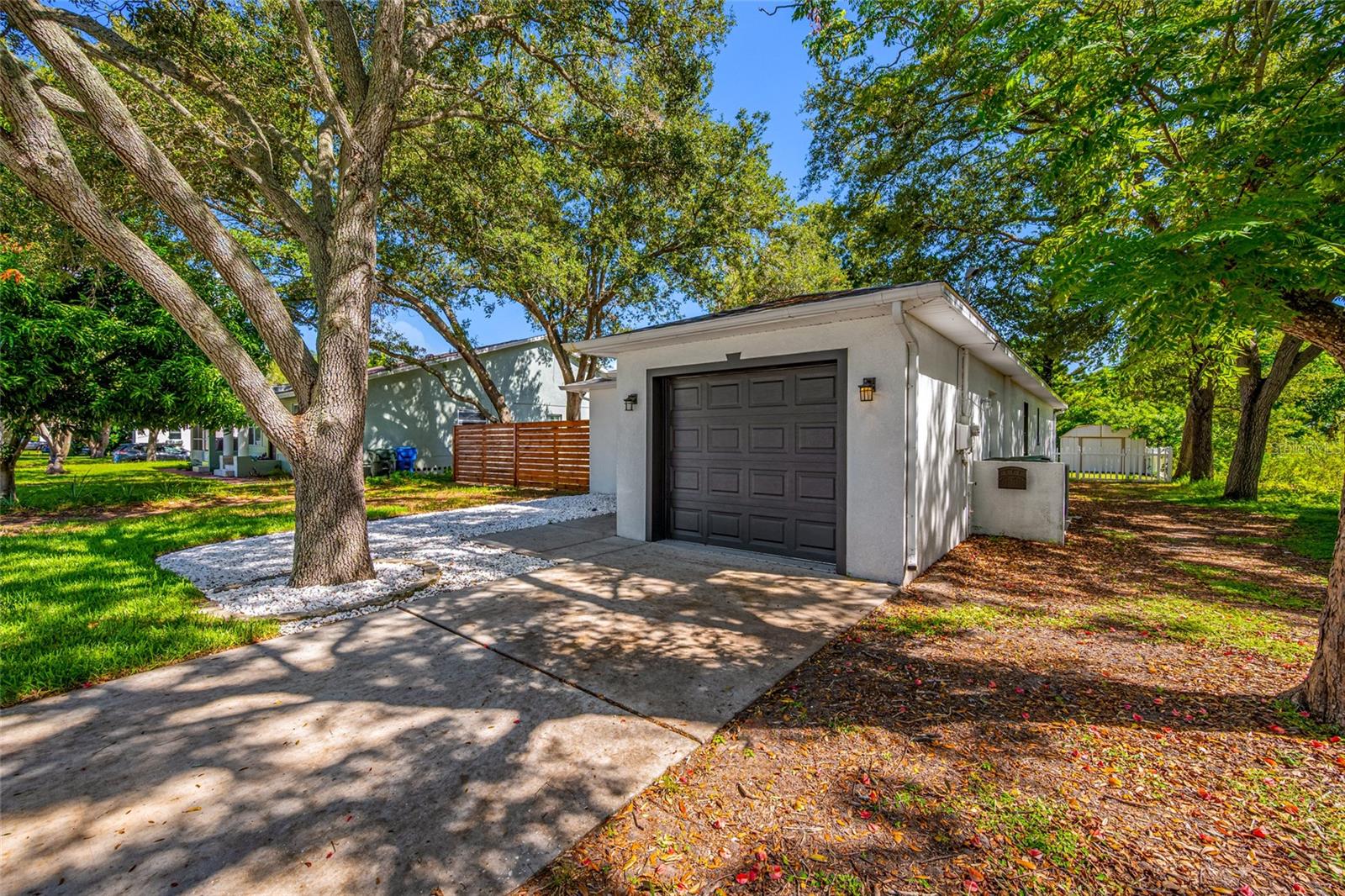 608 2ND STREET SW