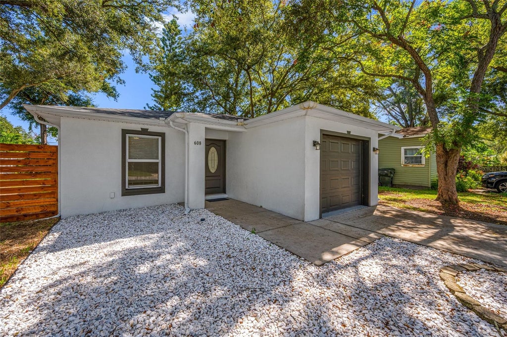 Photo of 608 2nd Street SW, Largo, FL 33770 (MLS # TB8541306)
