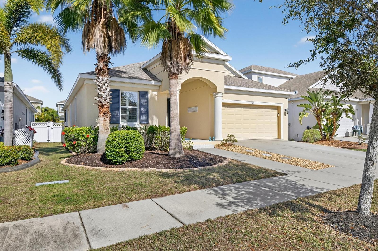 MIRABAY PRCL 22 - Residential