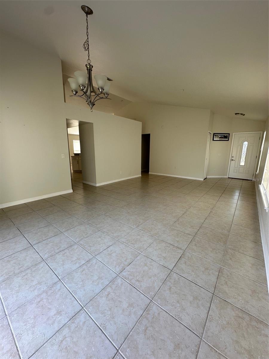 MALLARD CREEK - Residential Lease