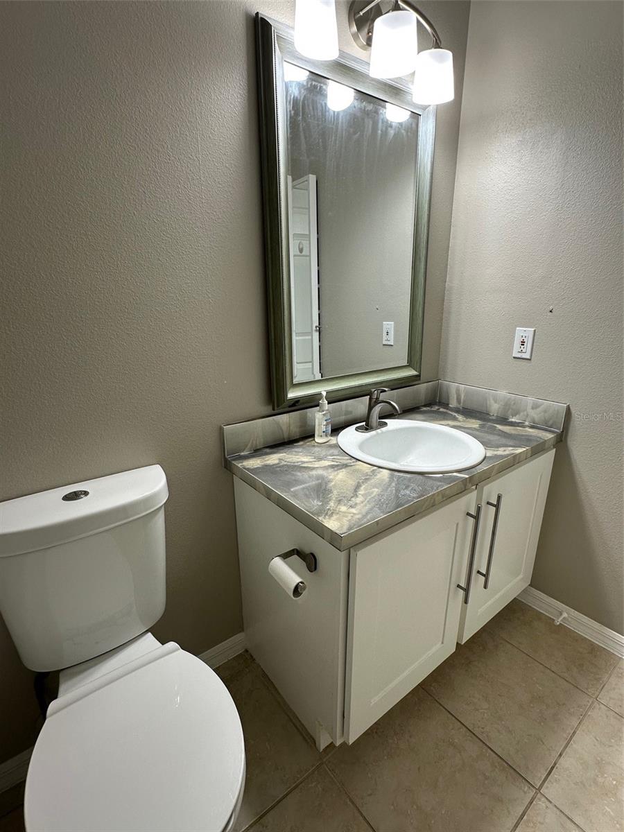 MALLARD CREEK - Residential Lease