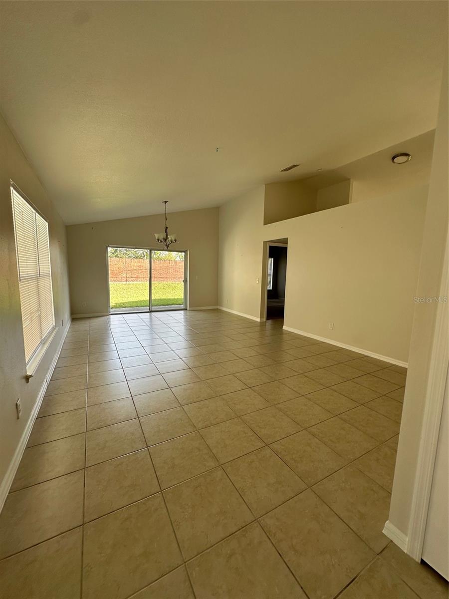 MALLARD CREEK - Residential Lease