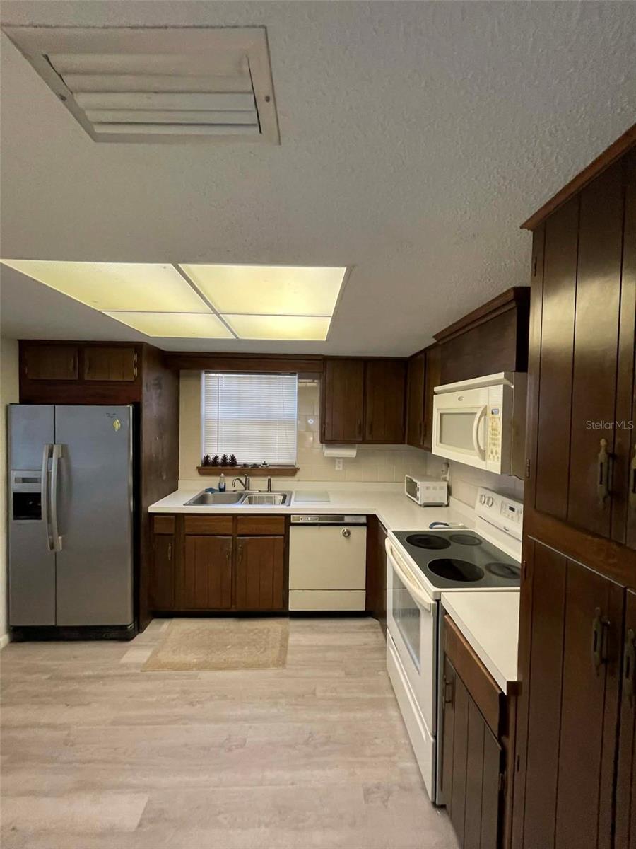 PALM HARBOR CENTER PH 01 - Residential