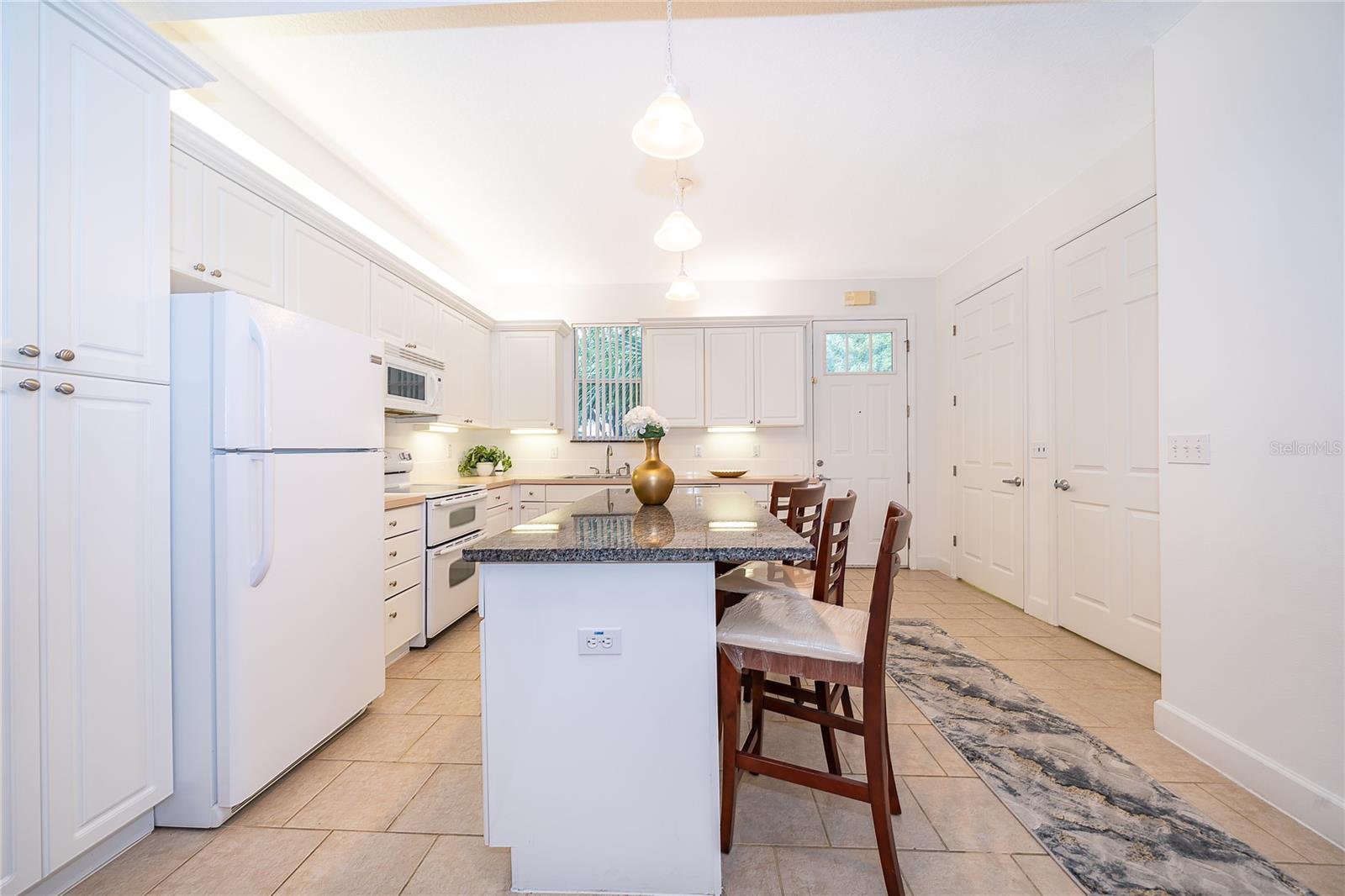 HERITAGE KEY VILLAS PH 1 & 2 - Residential