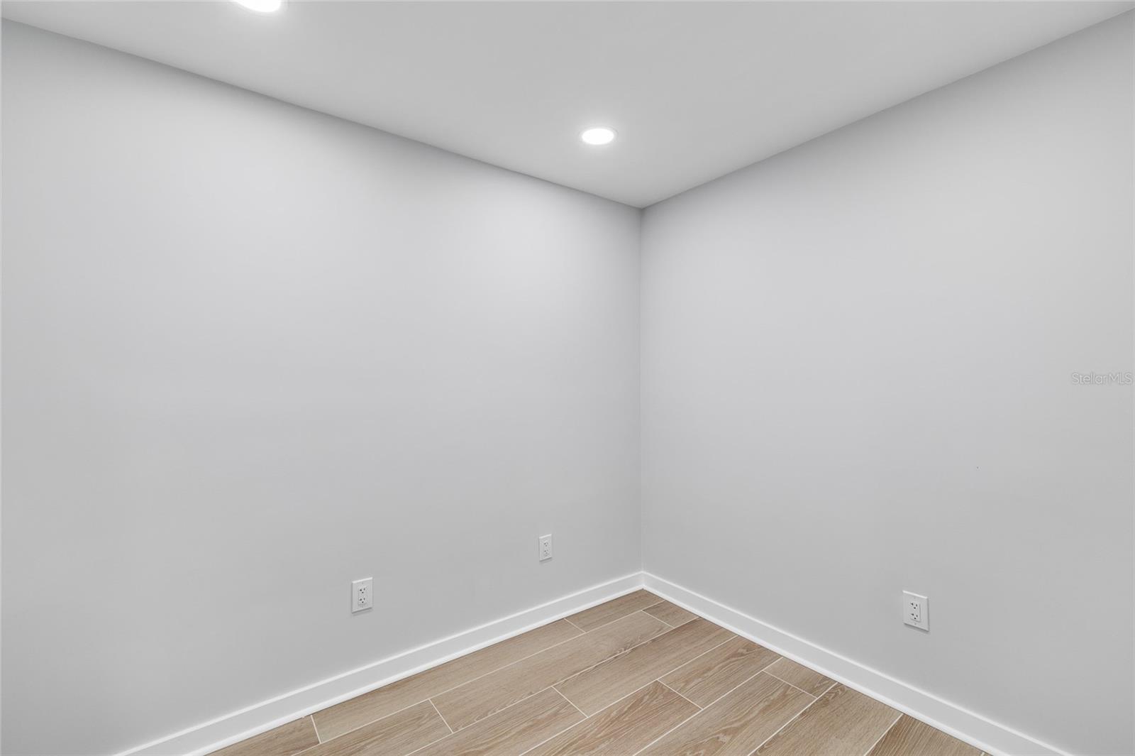AZALEA TERRACE - Residential Lease