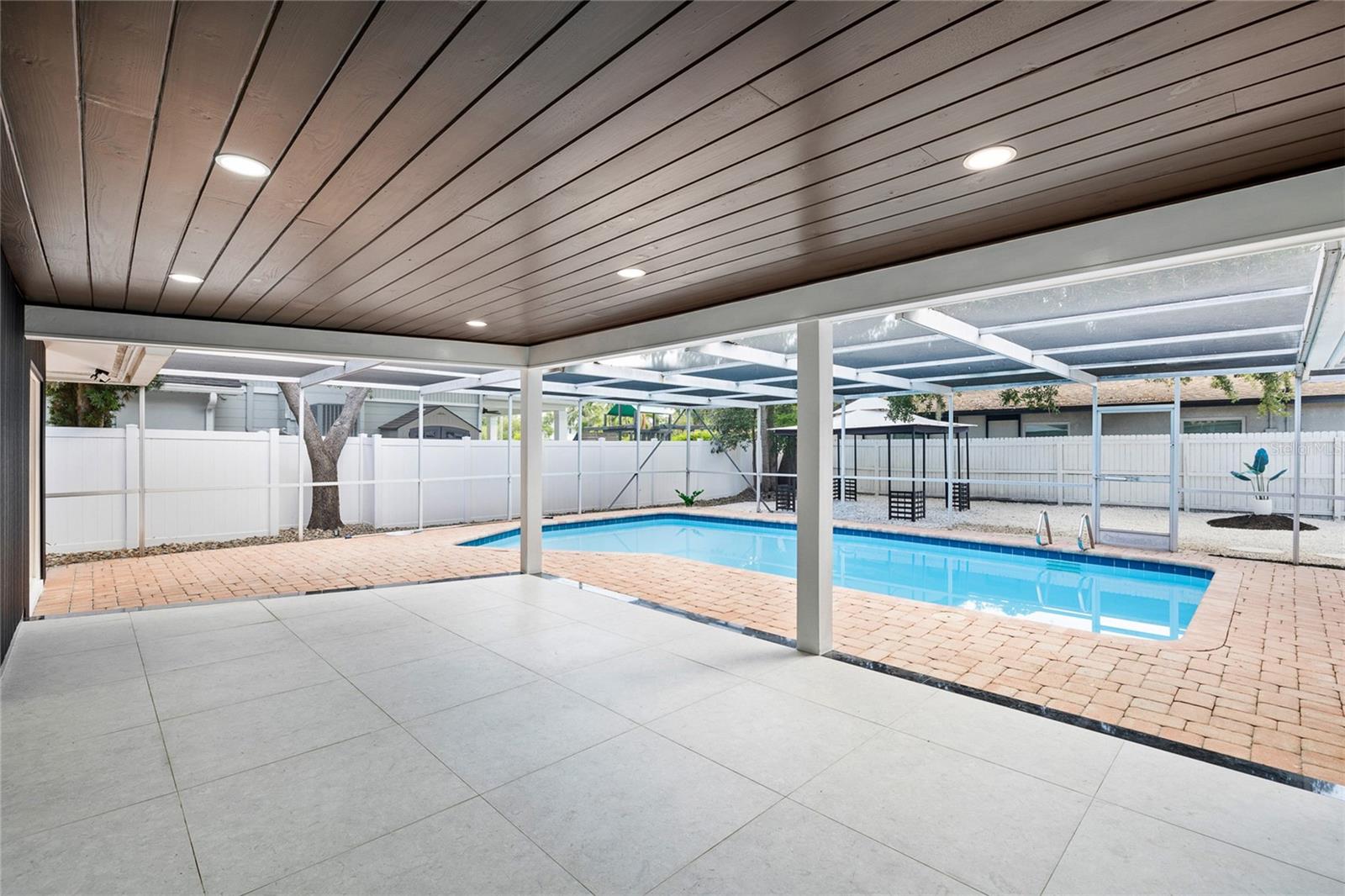 AZALEA TERRACE - Residential Lease