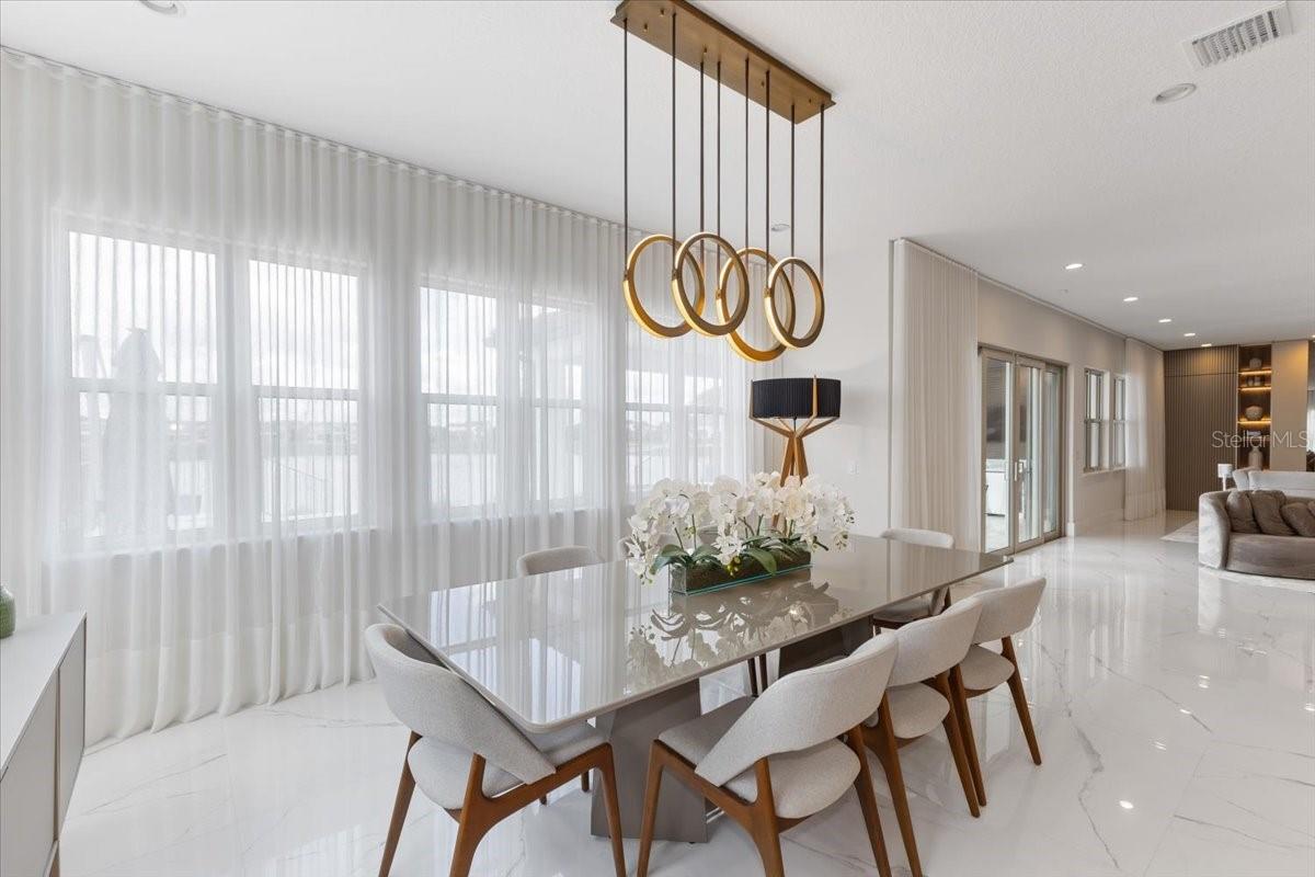 LAKESHORE - Residential