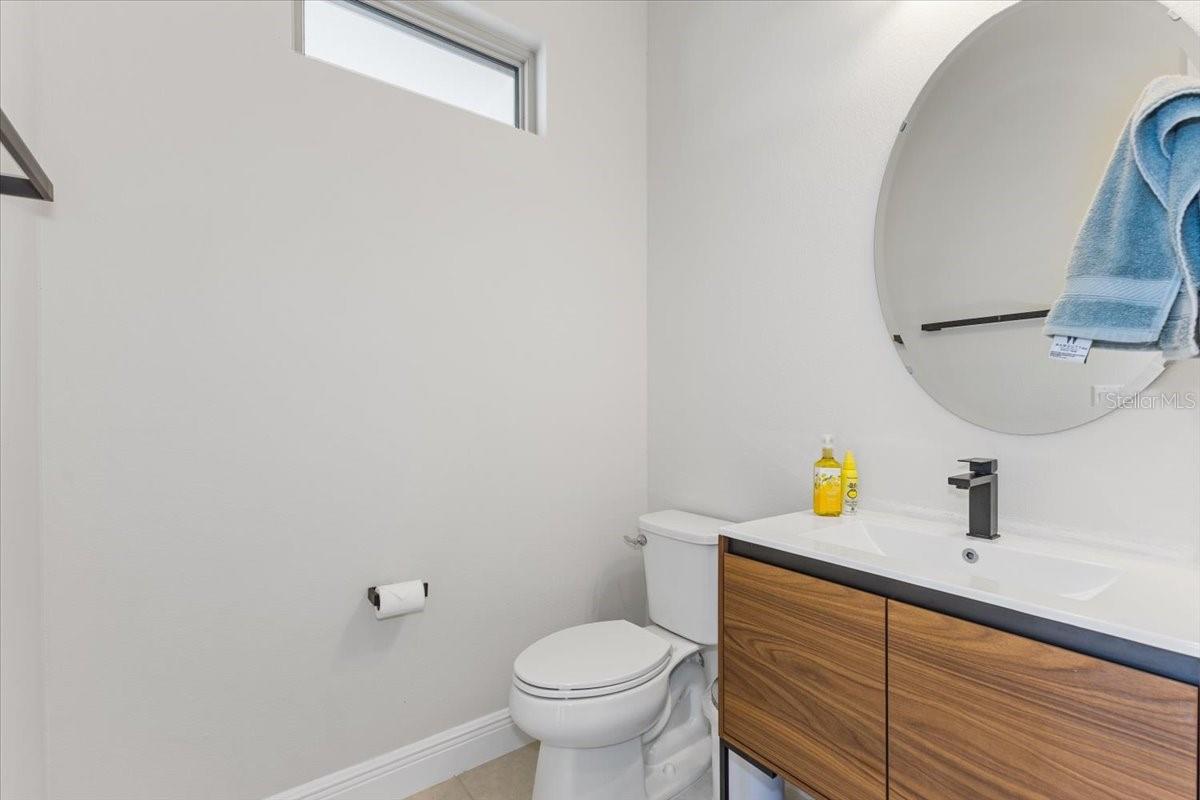 LAKESHORE - Residential