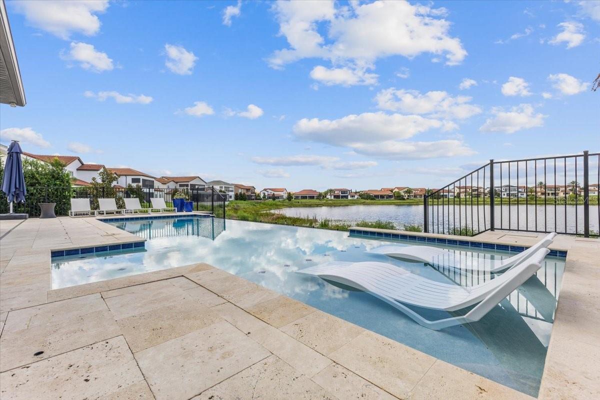 LAKESHORE - Residential