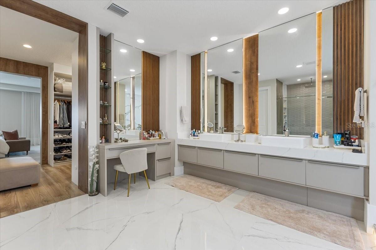 LAKESHORE - Residential