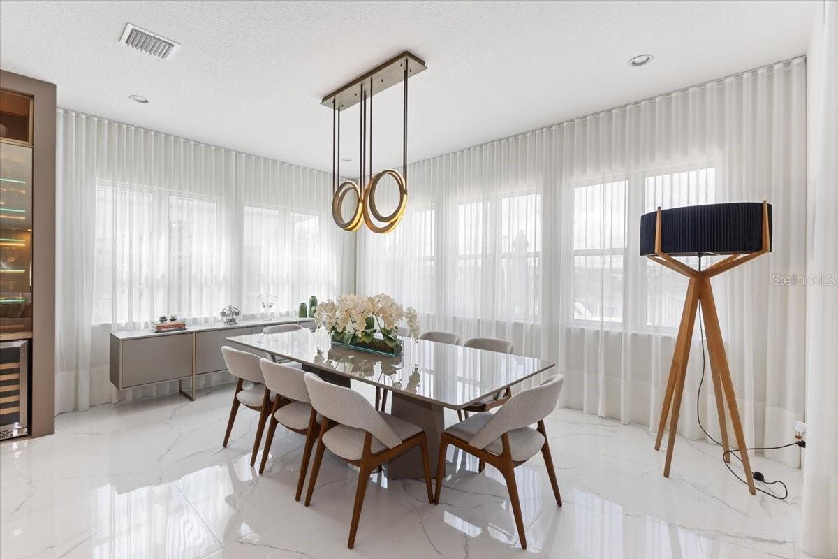 LAKESHORE - Residential