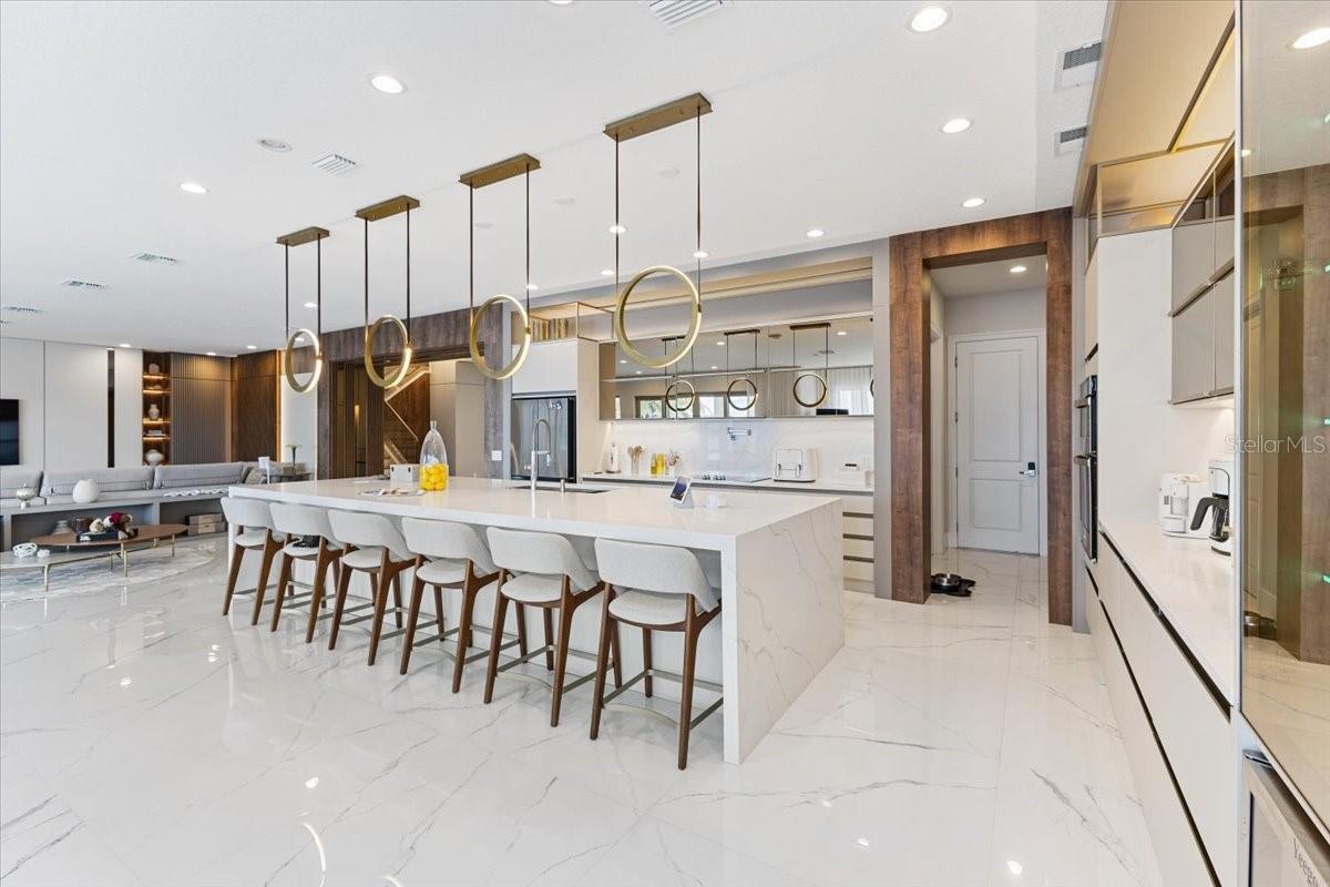 LAKESHORE - Residential