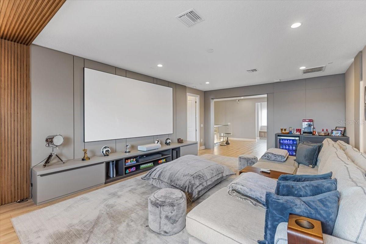 LAKESHORE - Residential