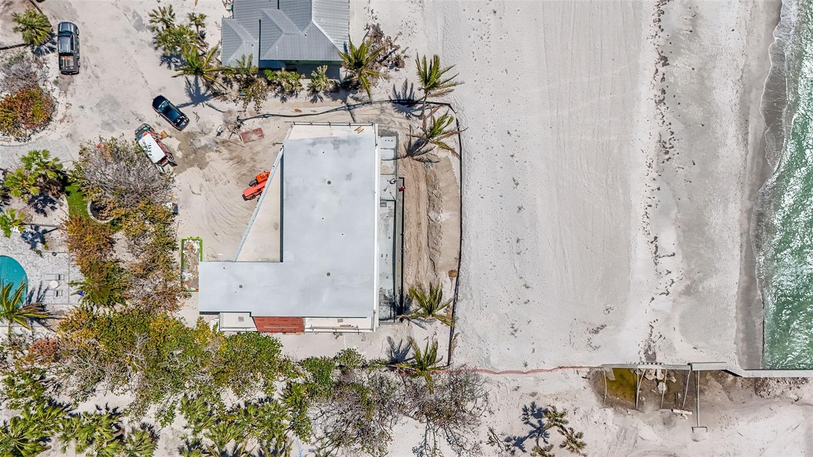 SLEEPY LAGOON - Land