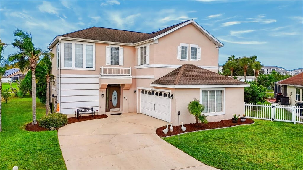 Photo of 1207 Jaybee Avenue, Davenport, FL 33897 (MLS # O6453887)