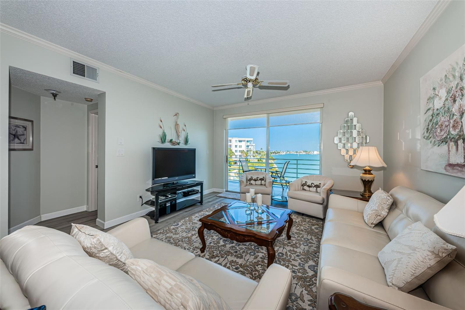 HARBOURSIDE CONDO - Residential